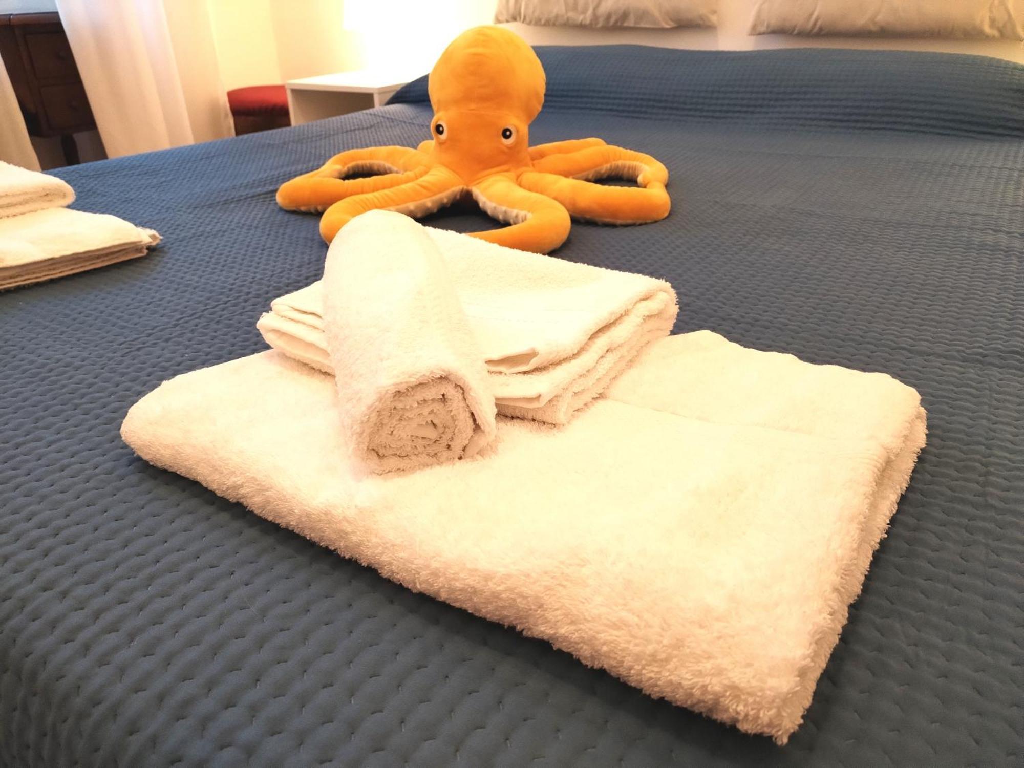 Andrea'S Guesthouse Catania Ngoại thất bức ảnh