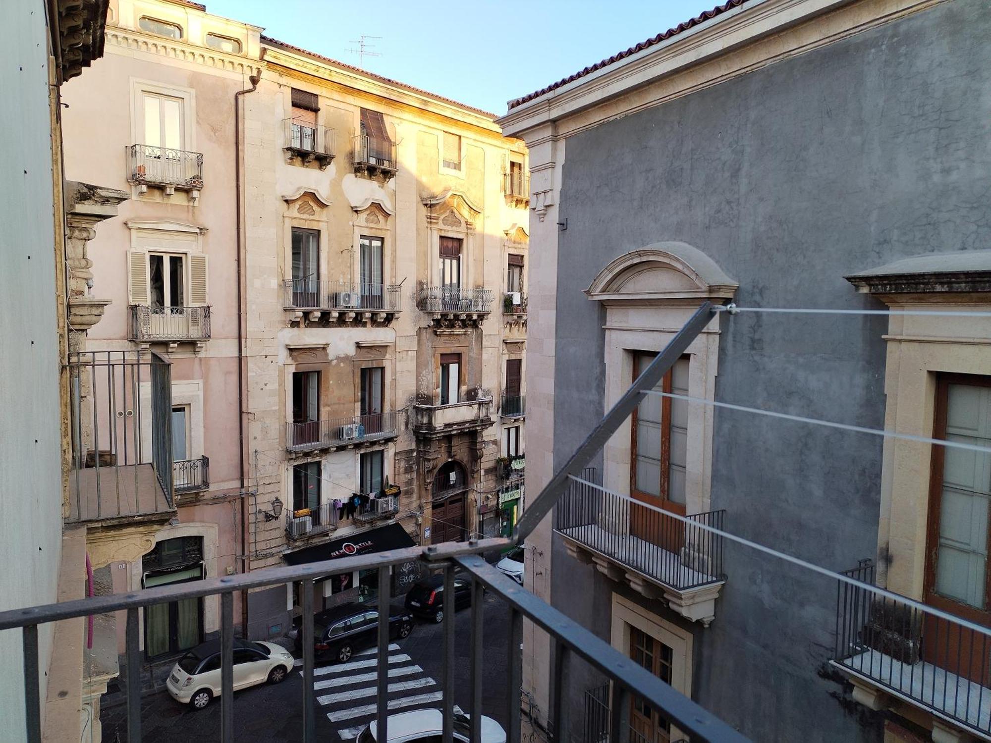 Andrea'S Guesthouse Catania Ngoại thất bức ảnh