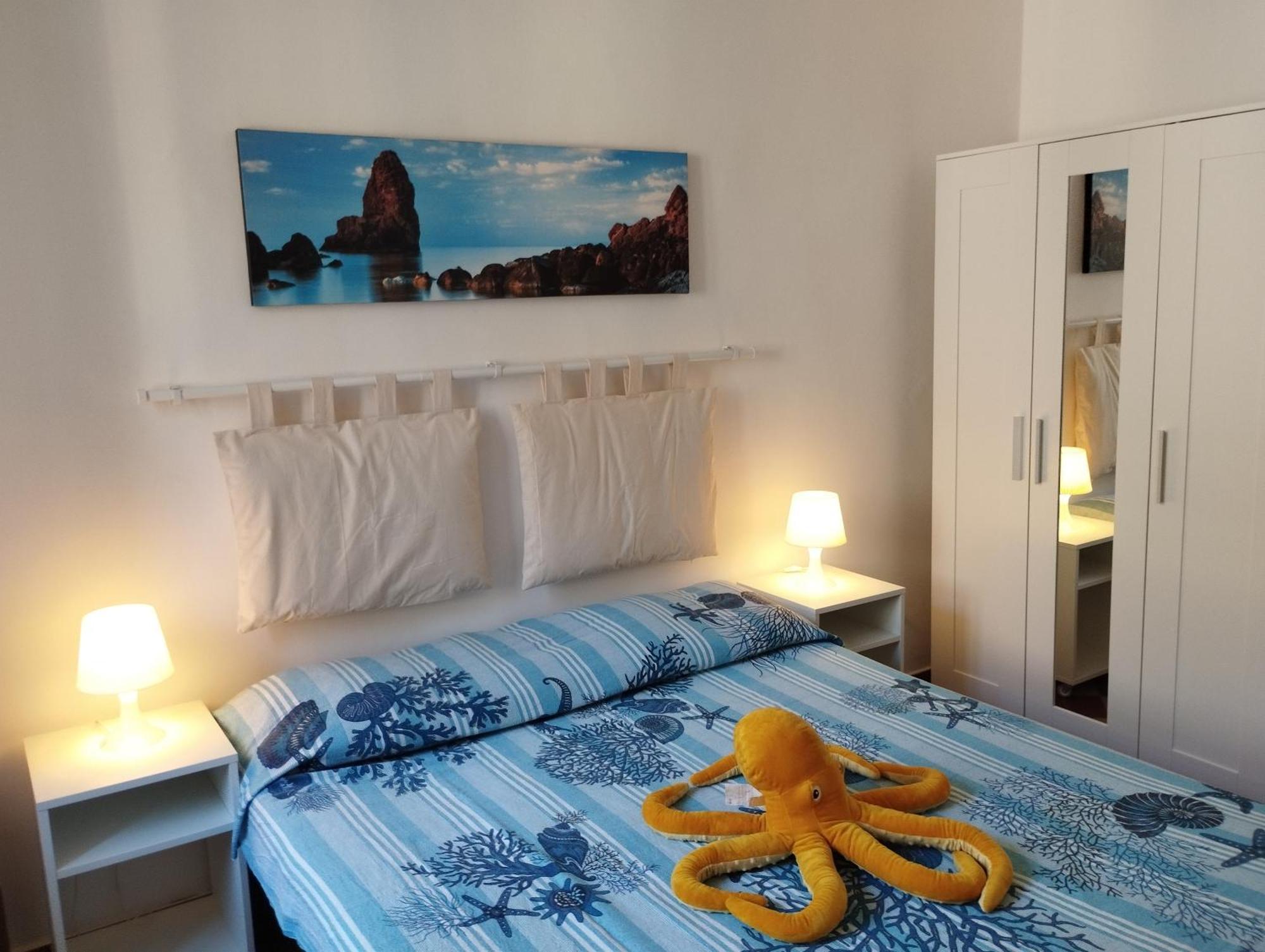 Andrea'S Guesthouse Catania Ngoại thất bức ảnh
